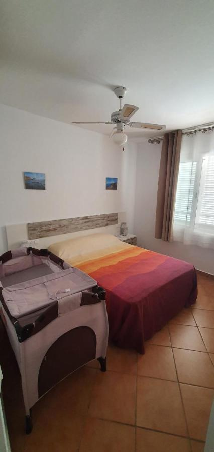 Apartment With Terrace And Parking ลา อิสเลตา เดล โมโร ภายนอก รูปภาพ